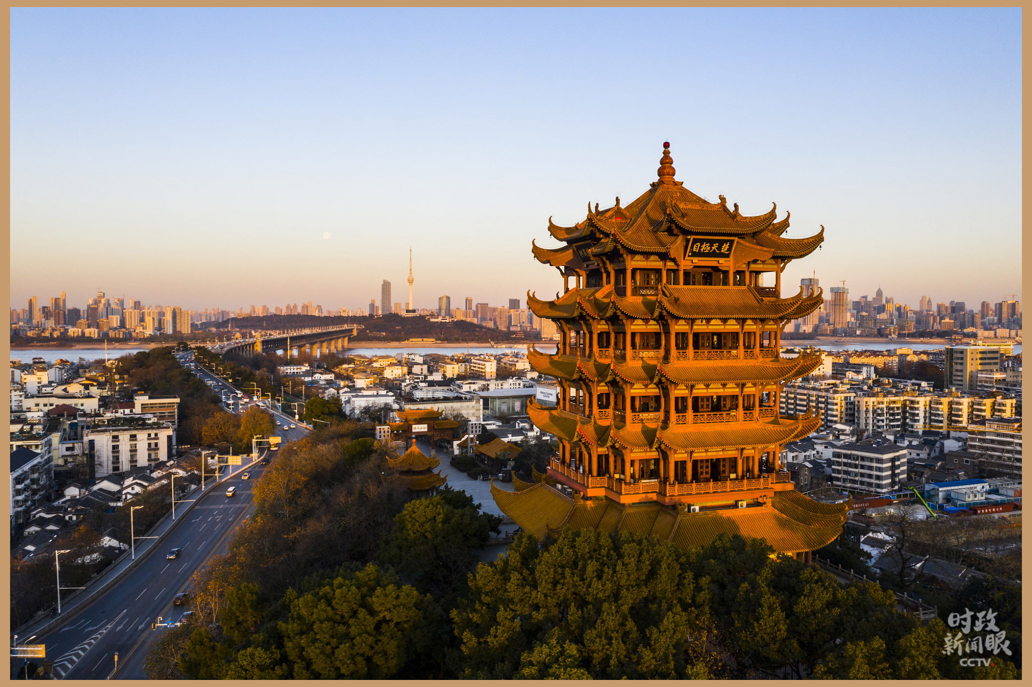 2021年民族人口_2021年人口年龄占比图(3)