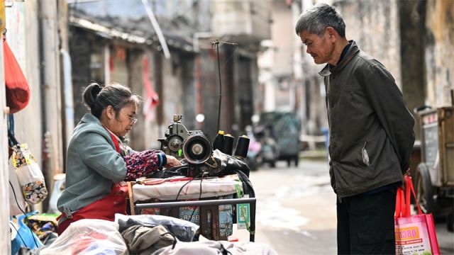 （社会）（3）钦州老街：“小修小补”增添(2861208)-20230225100914.jpg