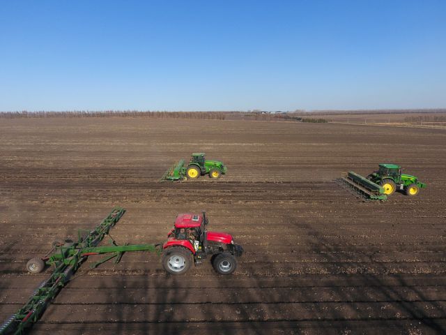 (新华全媒头条·图文互动)(1)新农田 (2947470)-20230411093955.jpg