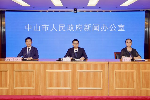 合照_副本.jpg