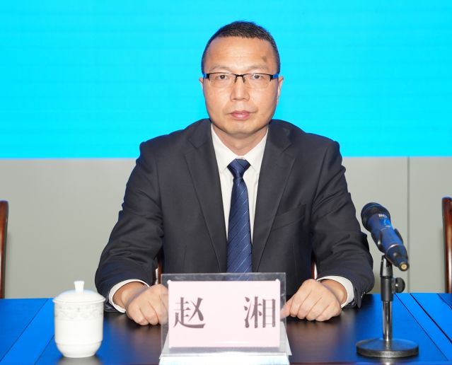 赵2113110_副本.jpg