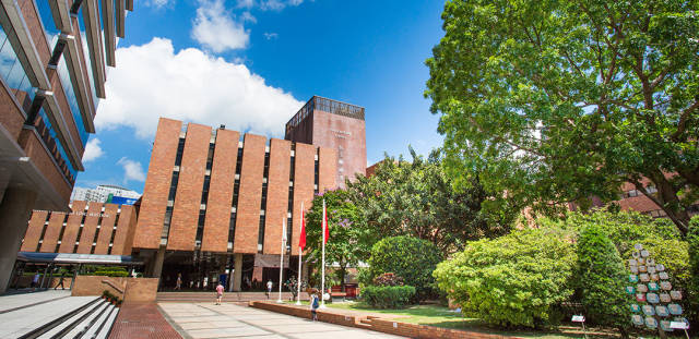 香港理工大学。