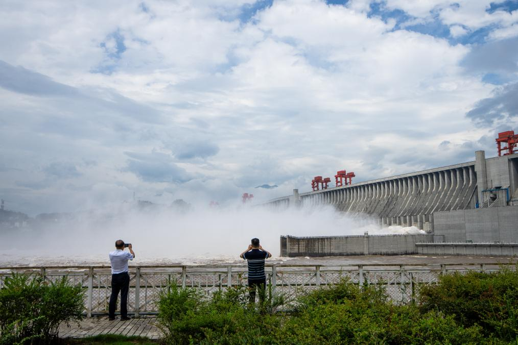 这是2024年7月20日拍摄的三峡大坝。新华社记者肖艺九 摄