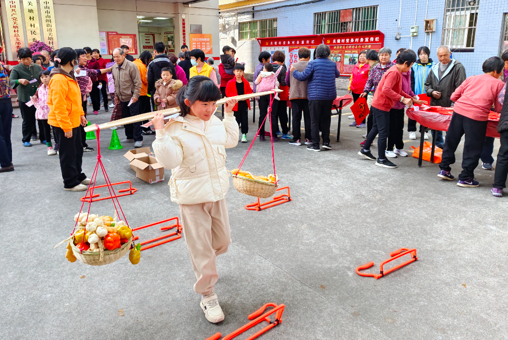 0211【我们的节日·元宵】关塘村“欢喜闹元宵 新春趣游园”主题活动+60人 (10).jpg