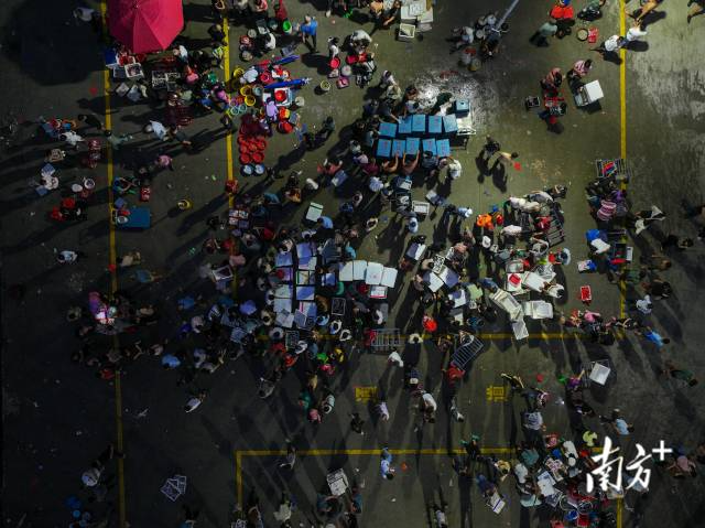 南方+ 徐昊 拍攝