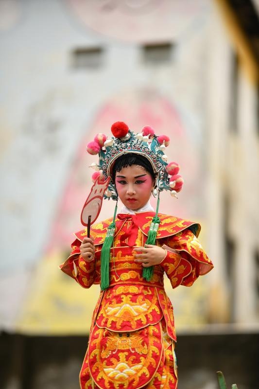 黄圃飘色再度巡游 - 新闻频道 - 中山网