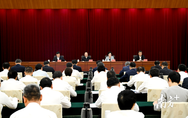 中央第四生態(tài)環(huán)境保護(hù)督察組督察廣東省動員會在廣州召開。攝影：南方+記者 王輝 石磊