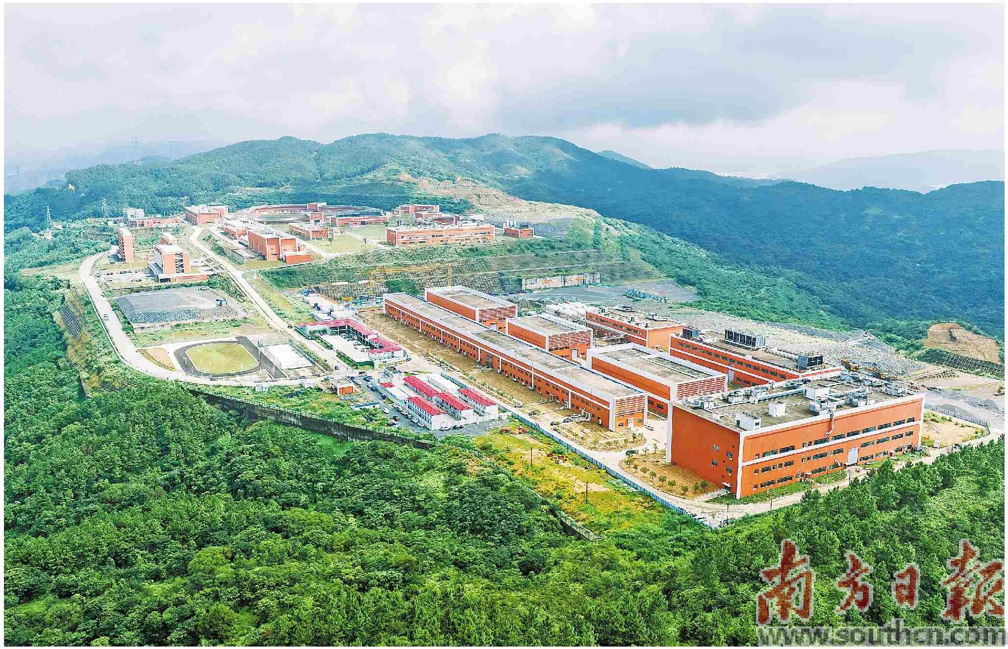 包括强流重离子加速器在内的两大科学装置俯瞰图。南方日报记者 王昌辉 摄