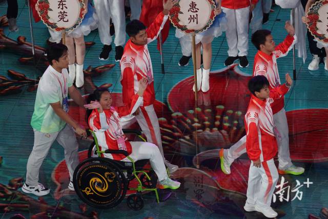 微信图片_20260809204825_93_124  南方+ 姚志豪 拍摄